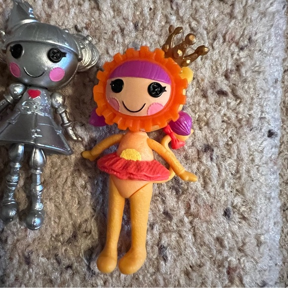 Lalaloopsy Wizard of Oz Cowardly Lion, Scarecrow, andTin Man set, and oil can. - Picture 4 of 9